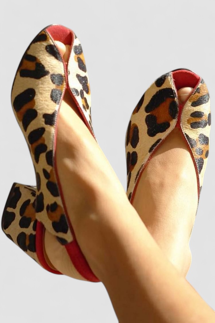 Sandalai su leopardų raštu