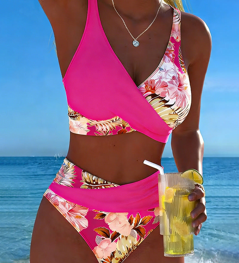 Bikini su Kontrastingu Gėlių Raštu ir Skeltuku