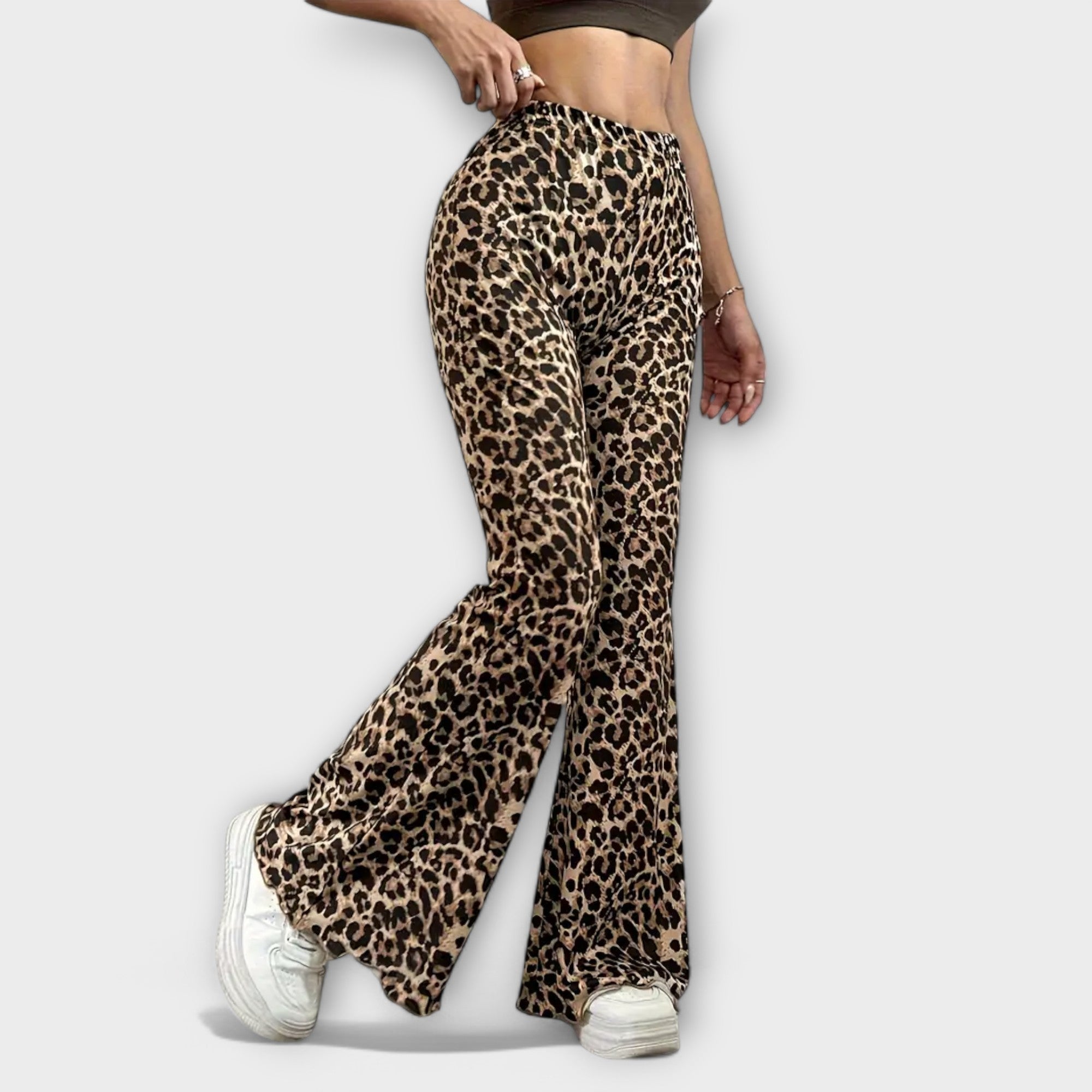 Kelnės su leopardų raštu