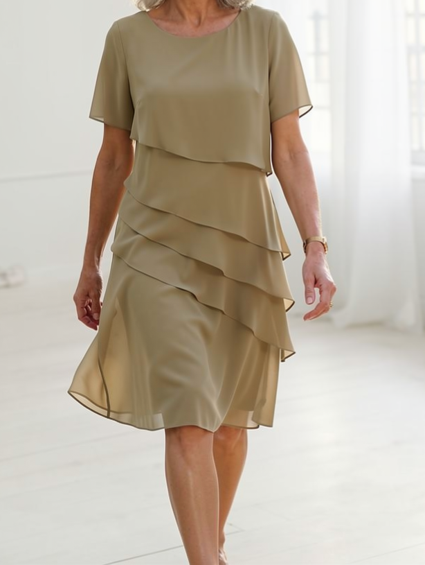 Elegantiška Ruffle Komforto Suknelė