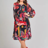 Elegantiška suknelė su gėlių raštu