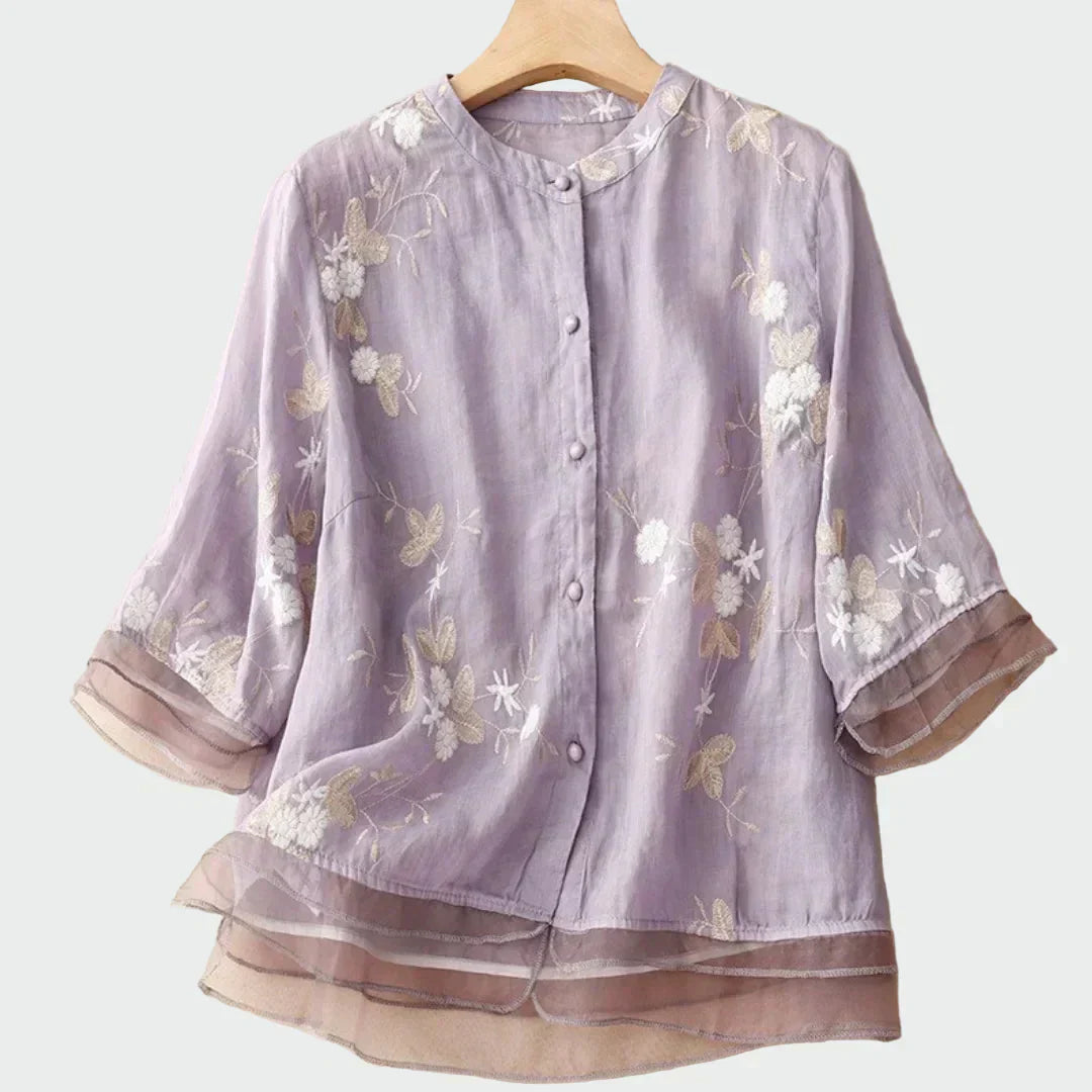 Siuvinėta blusa