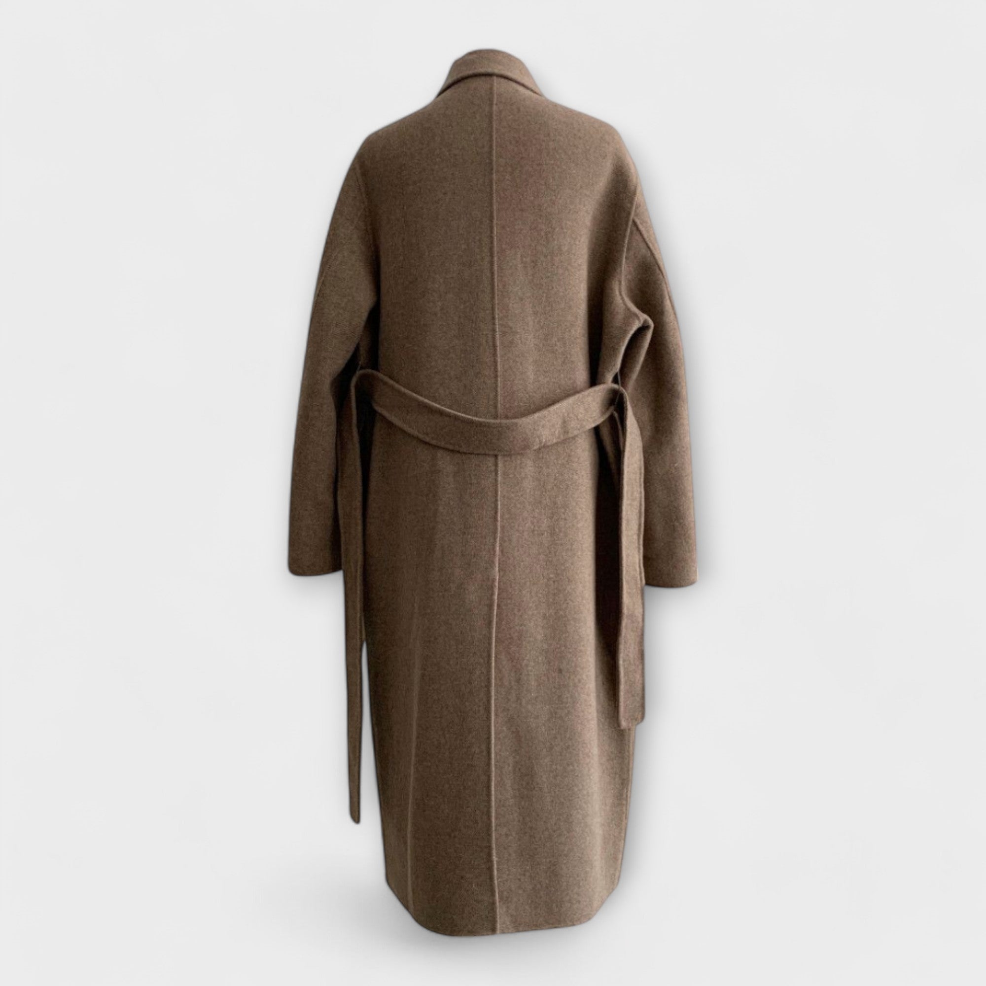Ilgas Švarkas