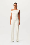Asymmetric Elegant Set