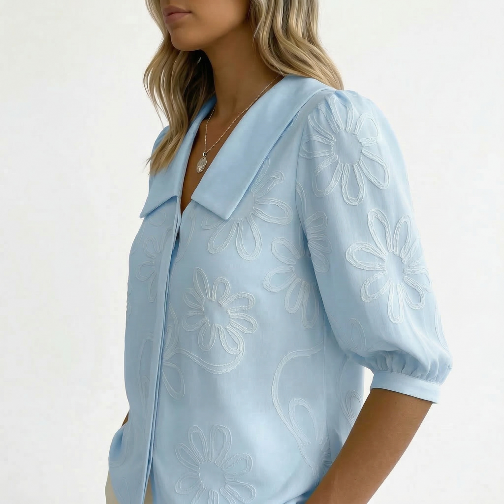 Romantiška blusa su ramunėlių siuvinėjimu