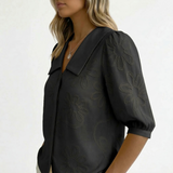 Romantiška blusa su ramunėlių siuvinėjimu