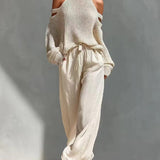 Modern Knit and Linen Set