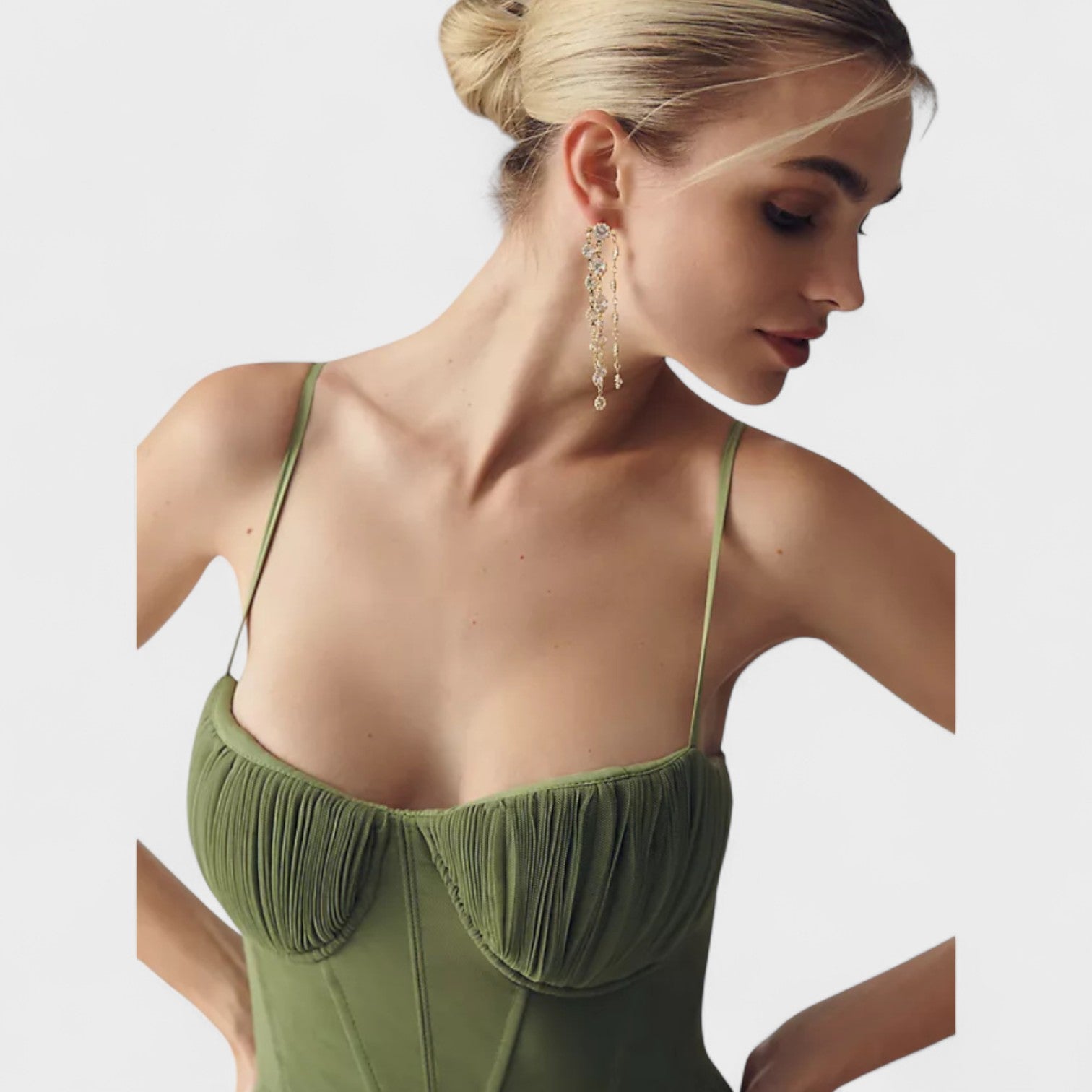 Elegantiška Suknelė (Modelis 2)