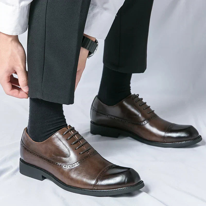 Klassische Schuhe