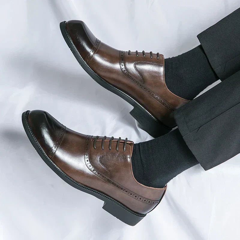 Klassische Schuhe