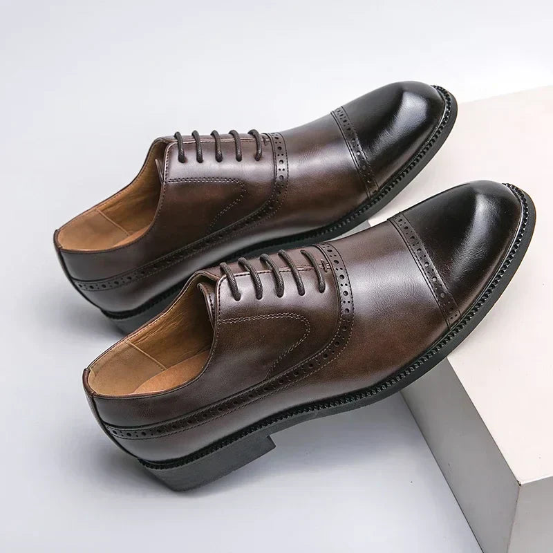 Klassische Schuhe