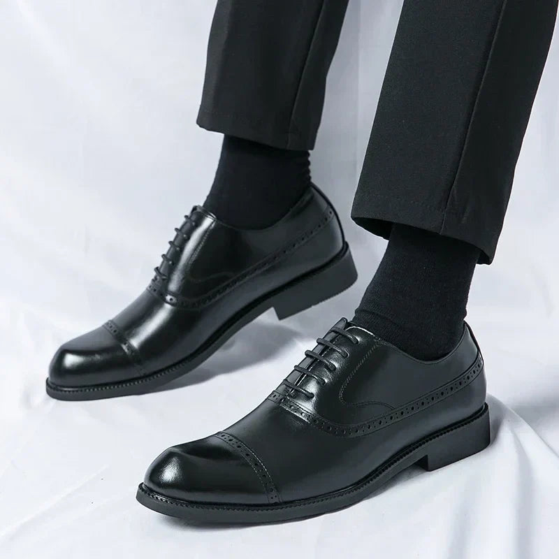 Klassische Schuhe