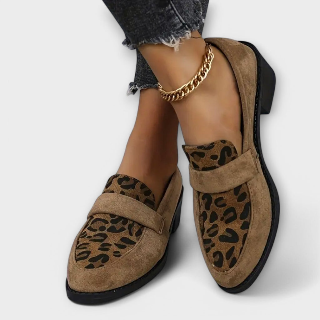 Elegantiški moteriški batai su leopardų raštu