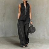 Minimalistinis moteriškas jumpsuit