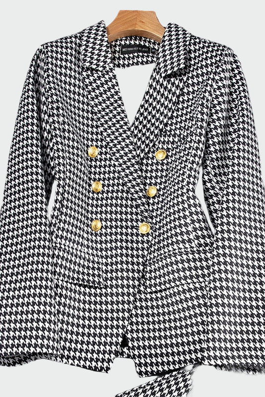 Classic Linear Blazer