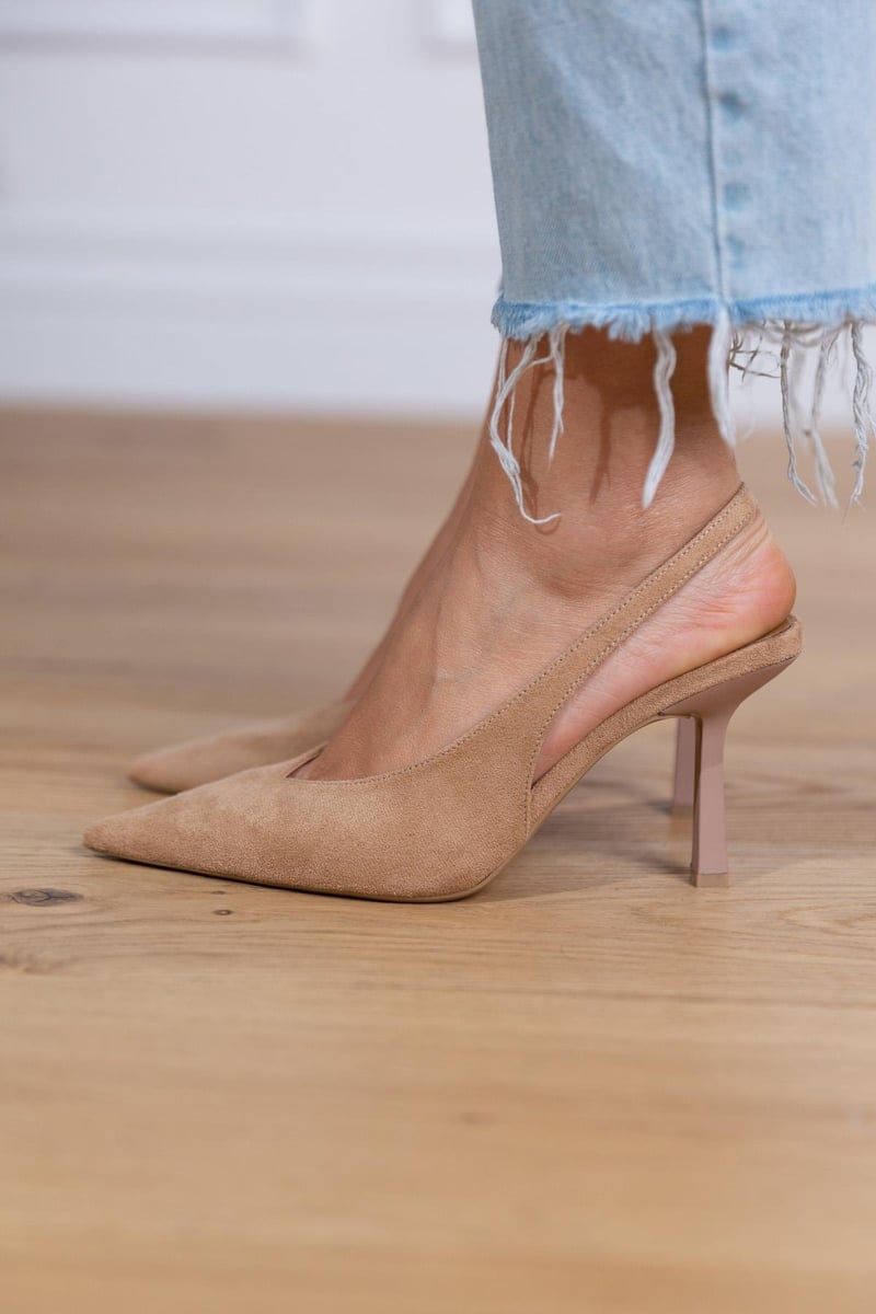 Nude Slingback Shoes with Slim Heel