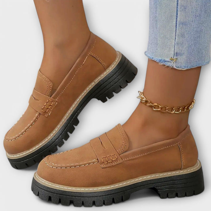 Stylish Loafers (Juoda 3)