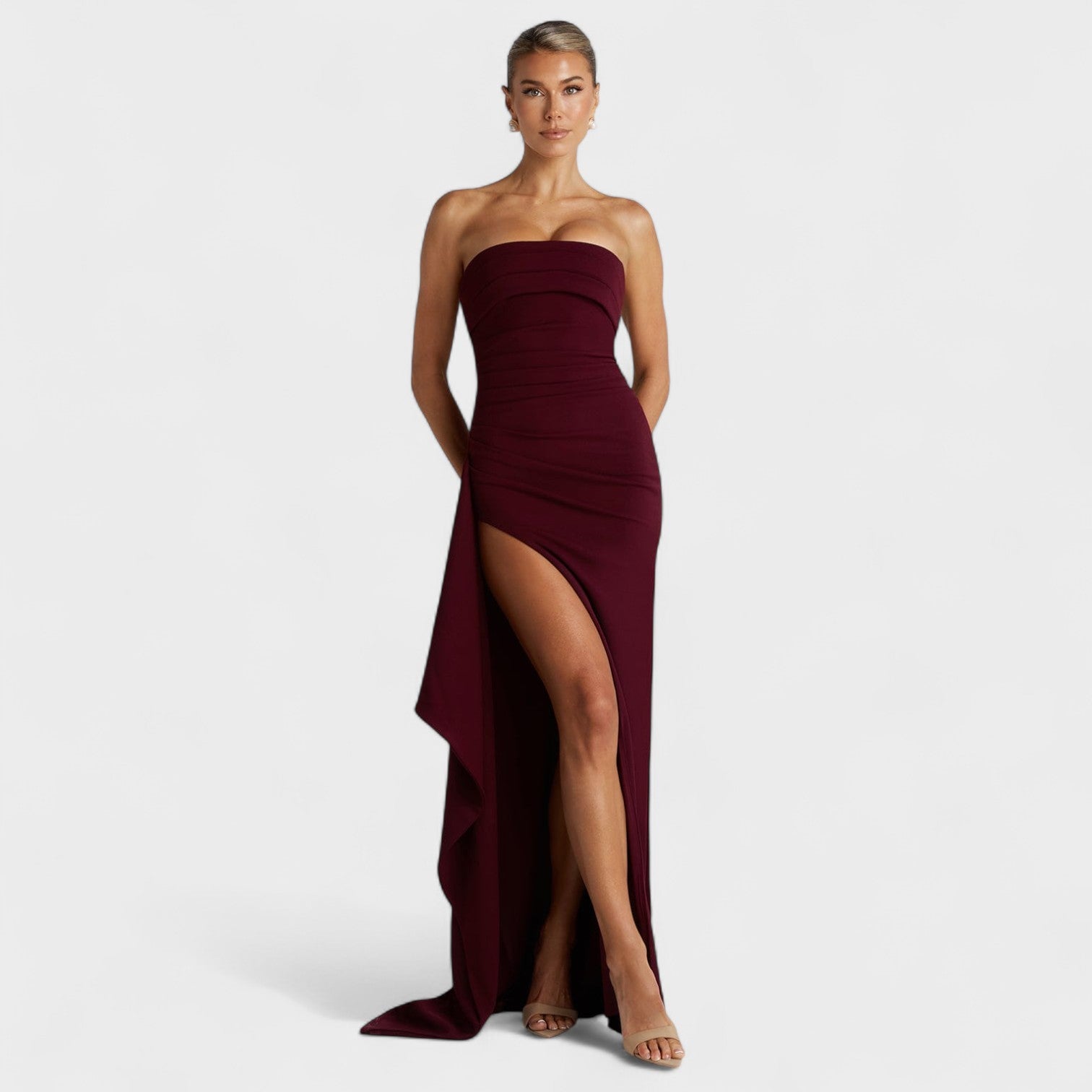 Maxi Suknelė su Elegancija